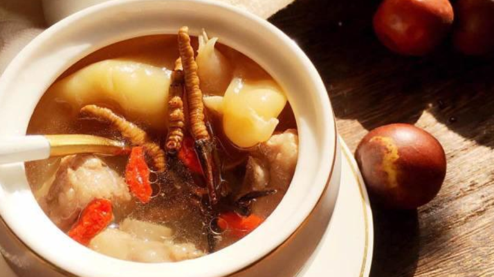  石斛、冬蟲夏草、西洋參、枸杞搭配，如何吃更養身？